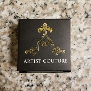 Brand new Artist Couture diamond glow powder